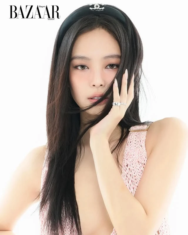 1 bức ảnh khiến tất cả phải "ngả mũ" thán phục Jennie (BLACKPINK)! 1 bức ảnh khiến tất cả phải "ngả mũ" thán phục Jennie (BLACKPINK)!