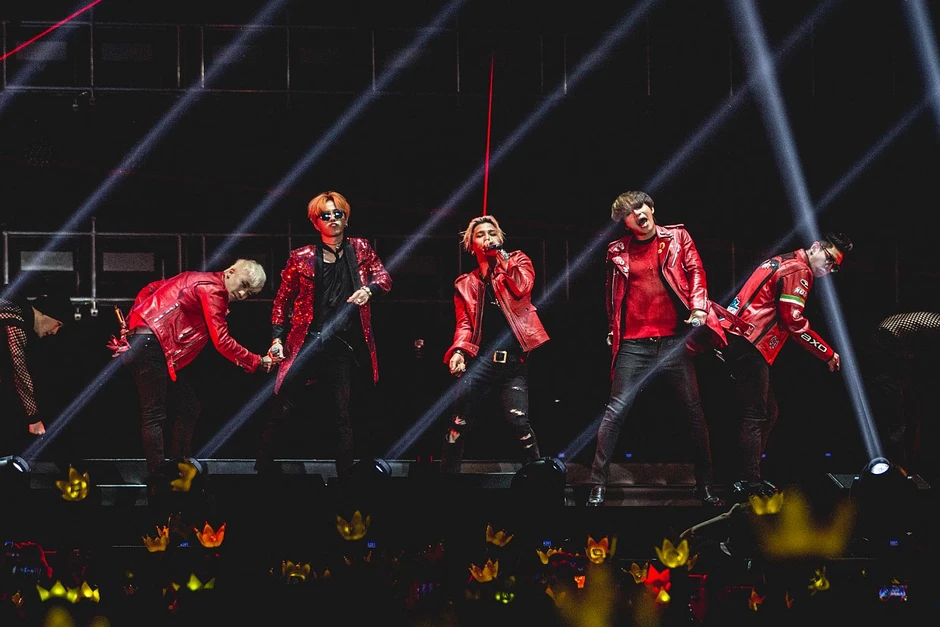 1 động thái của G-DRAGON khiến làng nhạc dậy sóng, thể hiện rõ thái độ với T.O.P