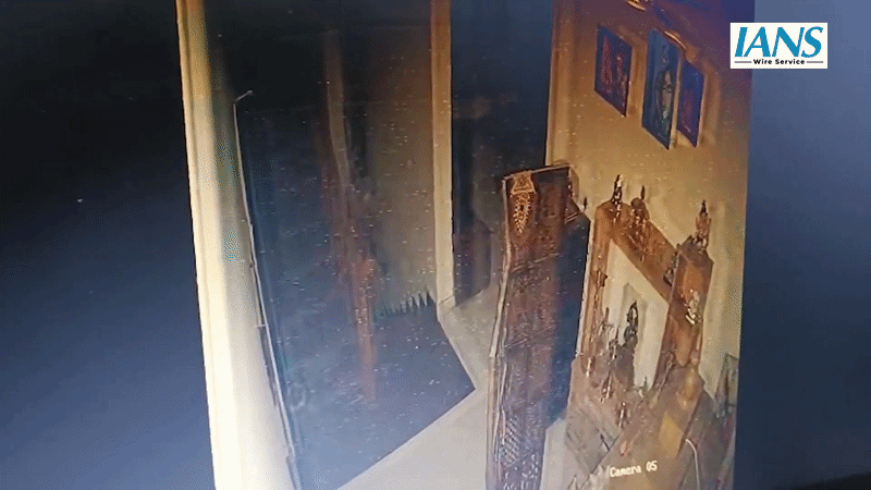 1 Hoa hậu vừa qua đời trên cơ thể đầy vết bầm tím, thương tích, cảnh sát trích CCTV liền thông báo truy nã người chồng luật sư