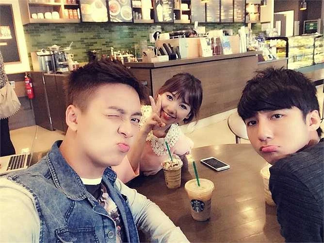 1 Phó Chủ nhiệm công khai nhắn Sơn Tùng M-TP hỏi lịch ra MV để “né”