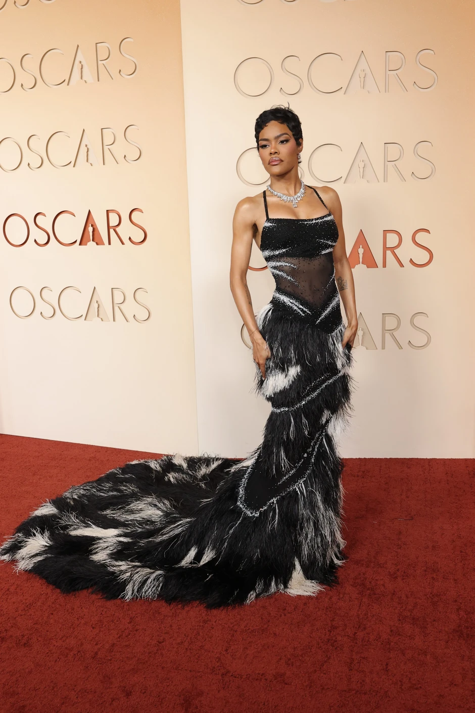 1 sao nữ ẩu đả, "tương tác vật lý" bảo vệ ngay tại Oscar? 1 sao nữ ẩu đả, "tương tác vật lý" bảo vệ ngay tại Oscar?