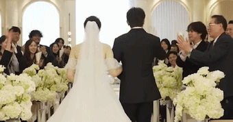 2 diễn viên ly hôn sau đúng 1 ngày tổ chức đám cưới rình rang