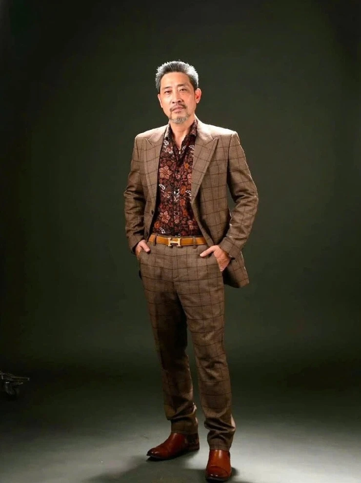 2 nam diễn viên đông con, hạnh phúc bên vợ kín tiếng của showbiz Việt là ai? 2 nam diễn viên đông con, hạnh phúc bên vợ kín tiếng của showbiz Việt là ai?