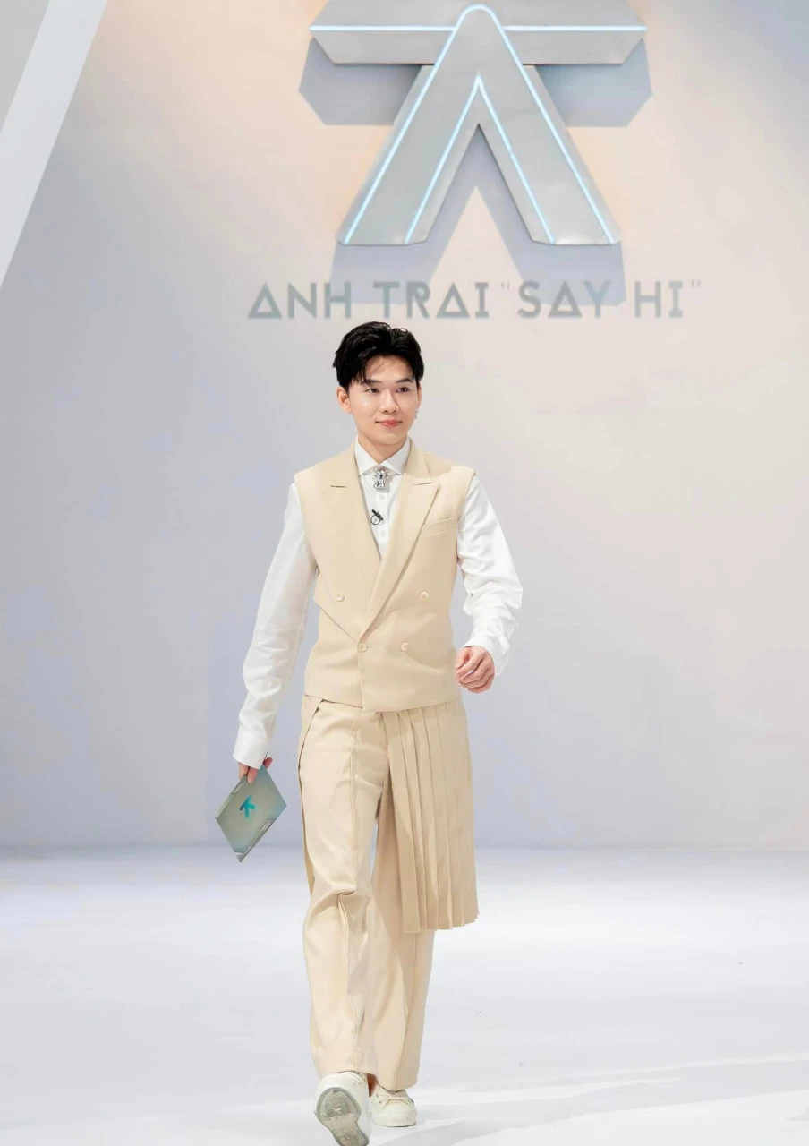 2 nghệ sĩ thông báo không tham gia concert Anh Trai Say Hi D-9