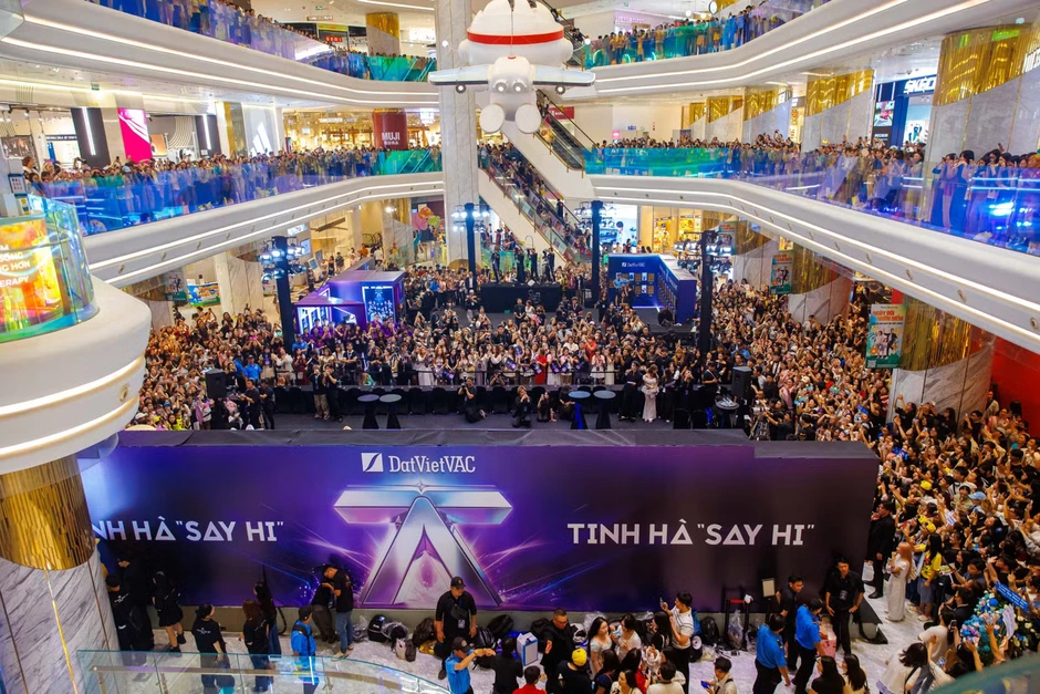 24 nghệ sĩ thi Tinh hà say hi, tham vọng đưa nhạc Việt ra quốc tế