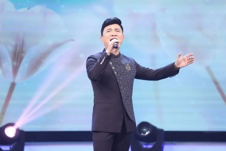 3 ca sĩ mãi chưa lấy vợ: Người diễn 1 bài mua 4 căn nhà, kẻ bị bỏ vì quá yêu hát