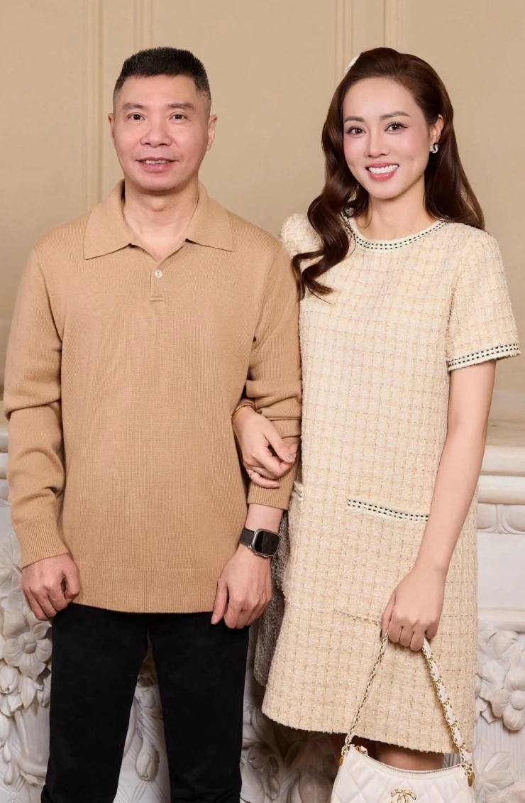 4 diễn viên Việt nổi tiếng lấy vợ trẻ, có cặp chênh nhau 37 tuổi hạnh phúc ngập tràn 4 diễn viên Việt nổi tiếng lấy vợ trẻ, có cặp chênh nhau 37 tuổi hạnh phúc ngập tràn