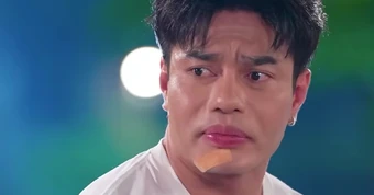 43 triệu người "nín thở" vì 1 chuyện diễn ra trong nhà Lê Dương Bảo Lâm, hàng xóm phải kéo đến xem hiện trường