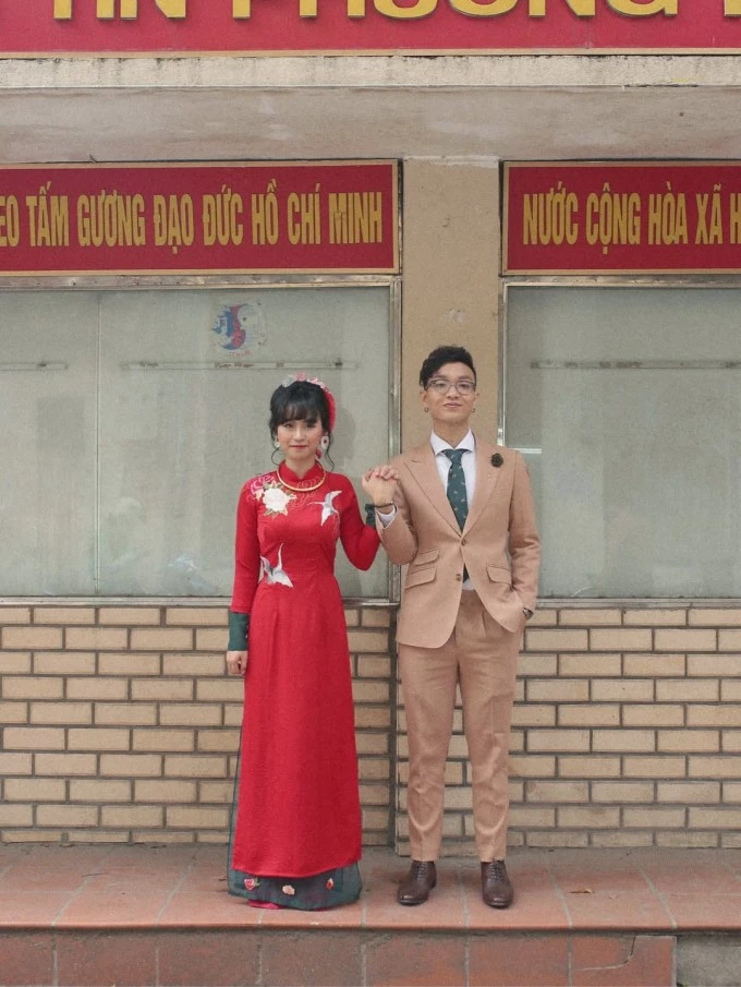 Hoàng Dũng và Khánh Linh - 6 năm hôn nhân kín tiếng Hoàng Dũng và Khánh Linh - 6 năm hôn nhân kín tiếng