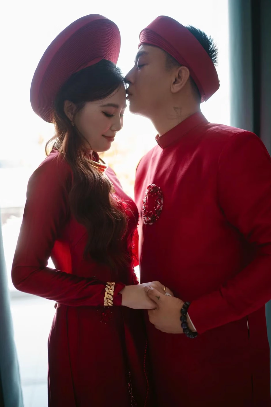 Ảnh chưa công khai ở đám cưới Hoài Lâm Ảnh chưa công khai ở đám cưới Hoài Lâm