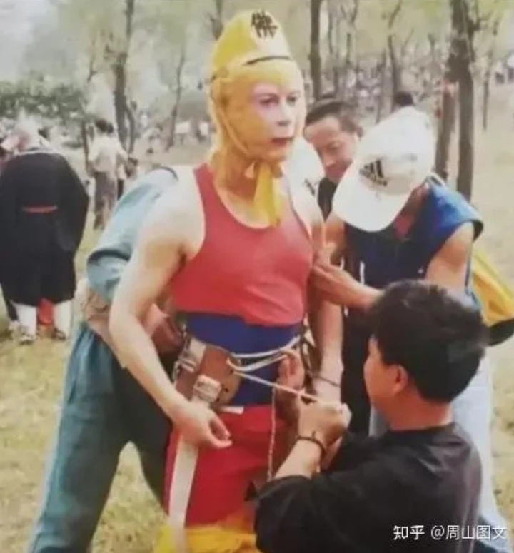 Ảnh hậu trường hiếm có ít người biết của "Tây du ký" Ảnh hậu trường hiếm có ít người biết của "Tây du ký"