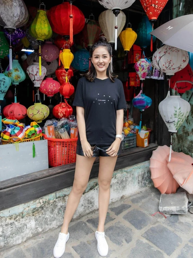 Ảnh sao 1/8: Con trai Tăng Thanh Hà được bố khen lớn nhanh