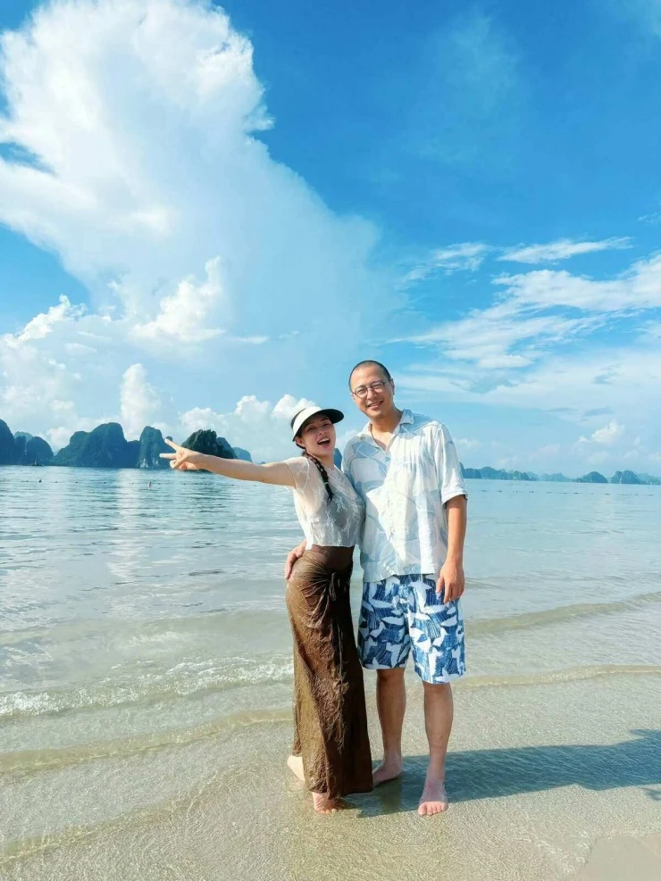 Ảnh sao 13/7: Con gái Kha Ly đón sinh nhật ở quê ngoại Ảnh sao 13/7: Con gái Kha Ly đón sinh nhật ở quê ngoại