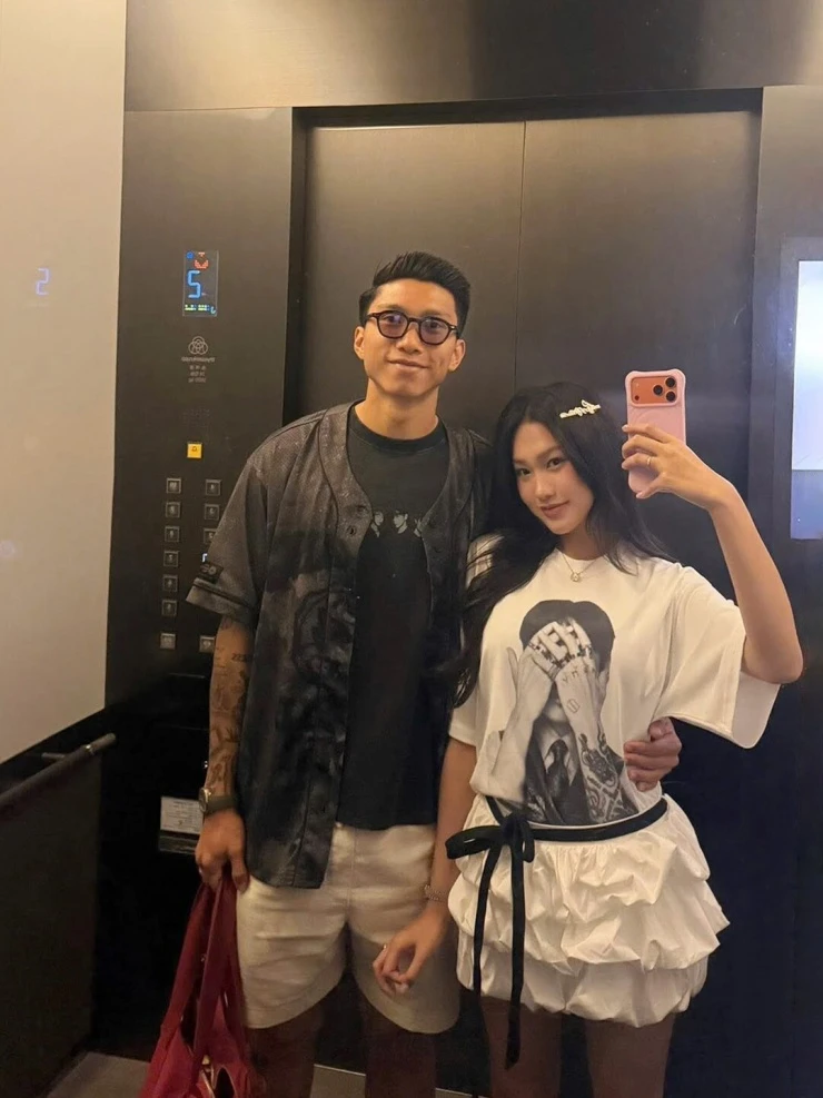 Ảnh sao 14/6: Con gái Đỗ Mỹ Linh đi bơi cùng anh chị họ