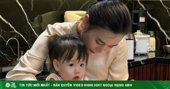 Ảnh sao 17/4: Phương Oanh gọi cặp song sinh là phụ bếp nhí bất ổn