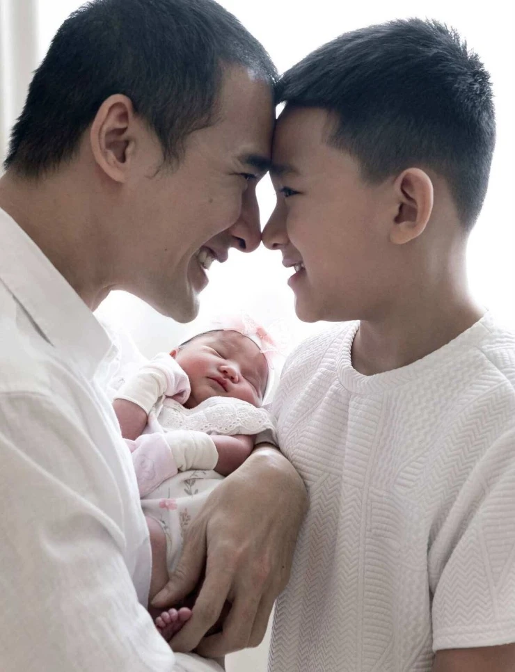 Ảnh sao 18/10: Mai Phương Thuý gợi cảm với mốt khoe nội y Ảnh sao 18/10: Mai Phương Thuý gợi cảm với mốt khoe nội y