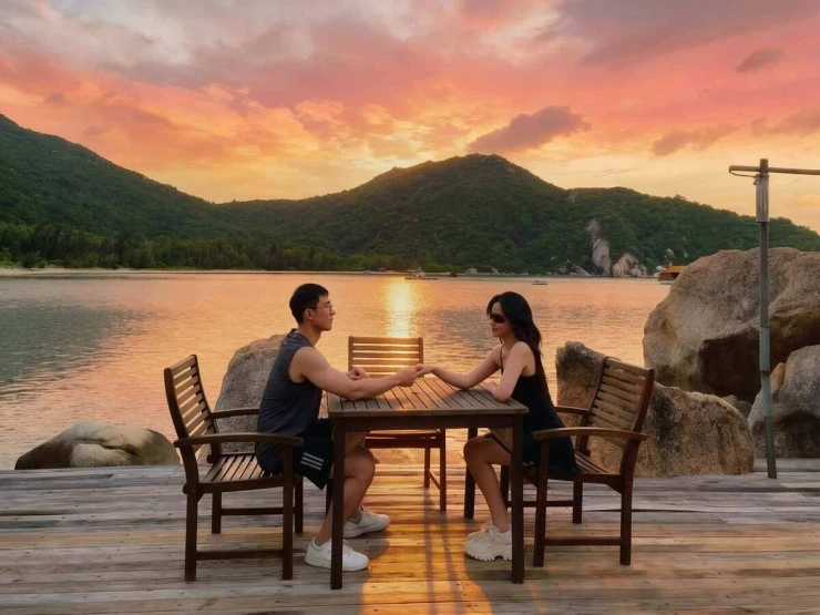 Ảnh sao 19/10: Trấn Thành - Hari Won tình tứ ở Ai Cập Ảnh sao 19/10: Trấn Thành - Hari Won tình tứ ở Ai Cập