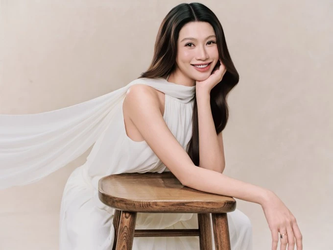 Ảnh sao 19/3: Lê Phương đăng ảnh tình tứ với Quốc Huy Ảnh sao 19/3: Lê Phương đăng ảnh tình tứ với Quốc Huy