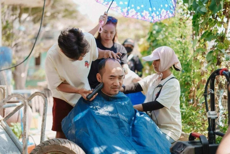 Ảnh sao 19/9: Thanh Thủy chuộng vẻ đẹp đời thường Ảnh sao 19/9: Thanh Thủy chuộng vẻ đẹp đời thường