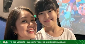 Ảnh sao 26/5: Lê Phương dành thời gian rảnh rỗi bên con gái