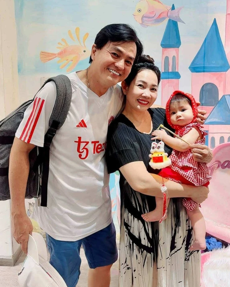 Ảnh sao 26/9: Diễn viên Kim Ngọc bán bánh mì mưu sinh ở Mỹ Ảnh sao 26/9: Diễn viên Kim Ngọc bán bánh mì mưu sinh ở Mỹ