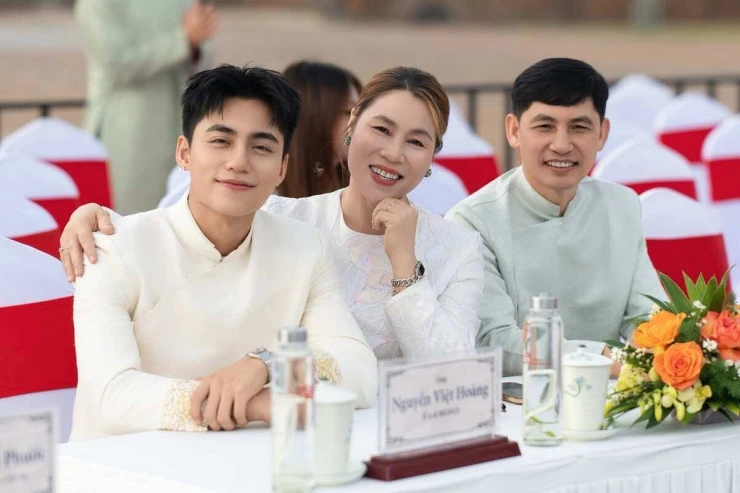 Ảnh sao 30/8: Giáng My khoe ảnh thời trẻ