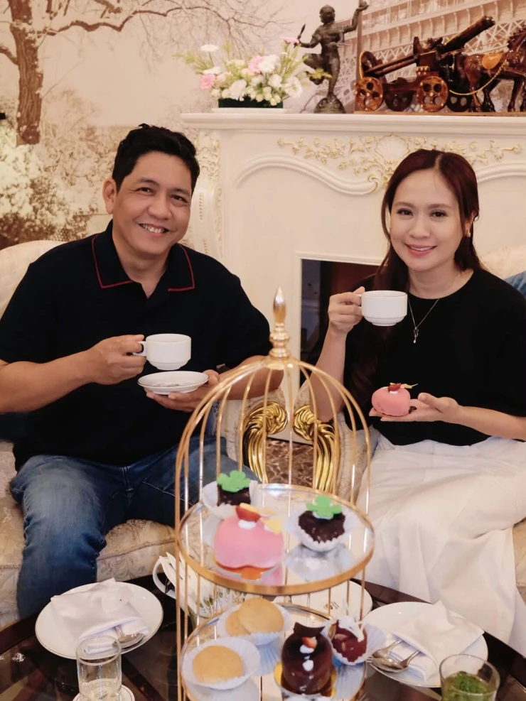 Ảnh sao 6/6: Đỗ Thị Hà bị đồn mang thai 4 tháng