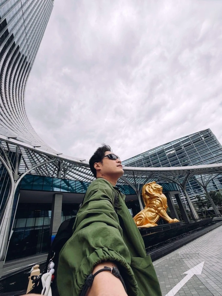 Ảnh sao 9/9: Anh chồng Đỗ Mỹ Linh được khen điển trai