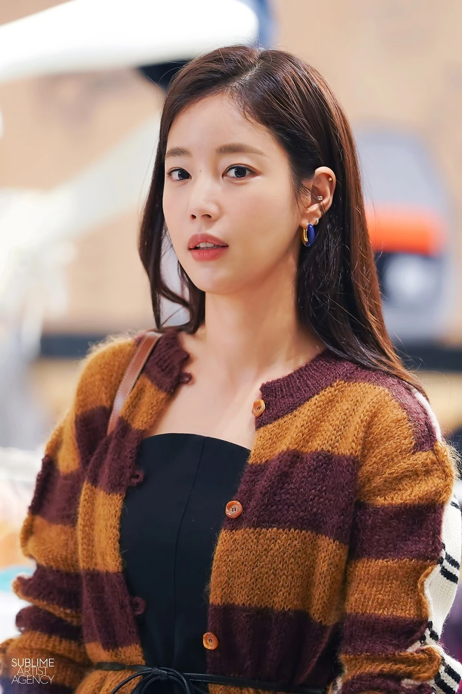 Bạn thân Song Hye Kyo xây nhà làm phiền hàng xóm, bị tố cáo "muối mặt" mới lật đật xin lỗi