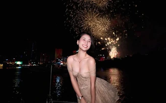 Bắt trọn khoảnh khắc pháo hoa rực rỡ, hot girl có luôn bộ ảnh viral MXH