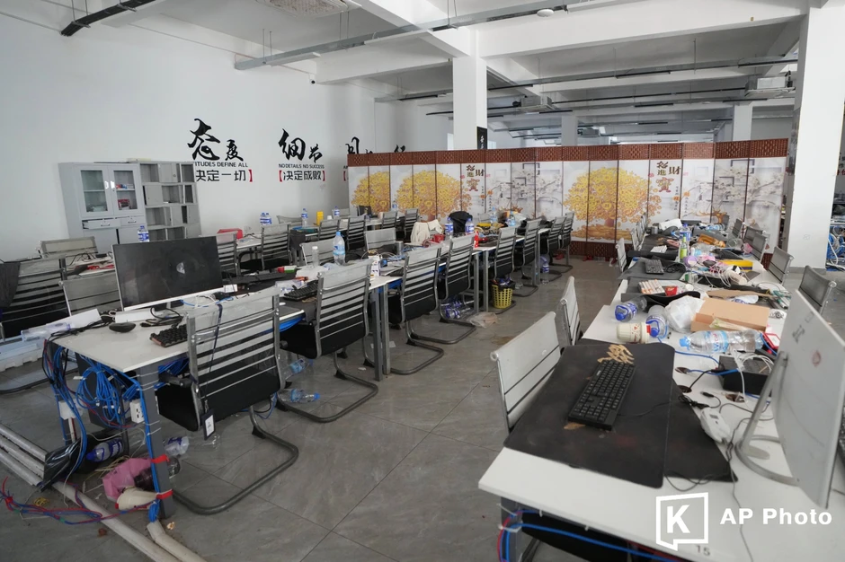 Bên trong hang ổ khổng lồ nơi 10.000 "công nhân" đã lừa đảo người dân toàn cầu: Kịch bản, thẻ SIM vương vãi khắp 29 tòa nhà