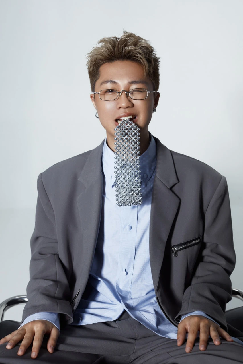 Bị chê rap dở, nam rapper hát hay nhất Vbiz mượn lời Đen Vâu đáp trả Bị chê rap dở, nam rapper hát hay nhất Vbiz mượn lời Đen Vâu đáp trả