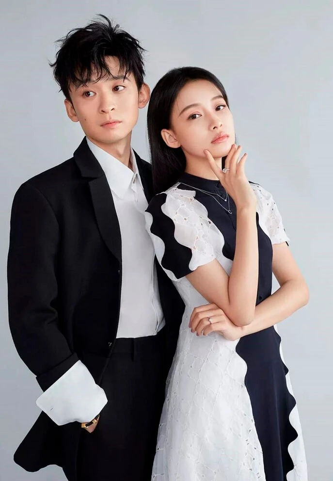 Bi kịch mỹ nhân lấy con trai bà trùm showbiz: 6 năm chưa một lần có đám cưới