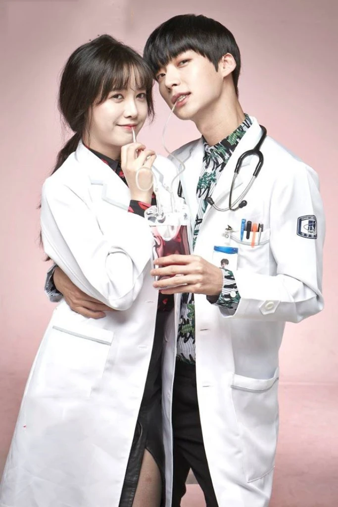 Bí mật hôn nhân của Goo Hye Sun - Ahn Jae Hyun khiến tình cũ Hyun Bin sốc tại chỗ