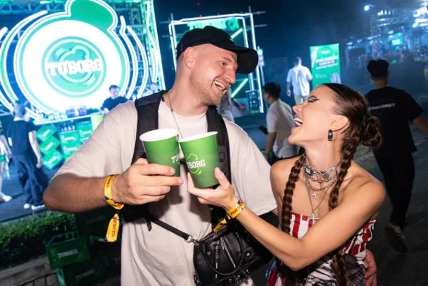 Bia Tuborg tiếp năng lượng cho trải nghiệm âm nhạc đa chiều đỉnh cao cùng 4.000 ravers tại Dinh Độc Lập Bia Tuborg tiếp năng lượng cho trải nghiệm âm nhạc đa chiều đỉnh cao cùng 4.000 ravers tại Dinh Độc Lập