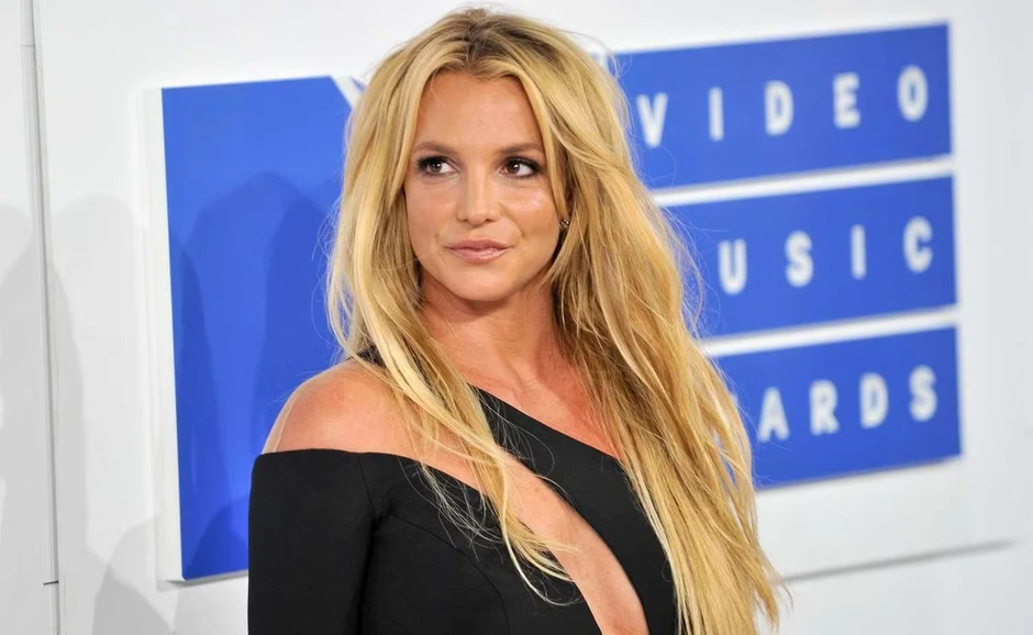 Britney Spears bất ổn Britney Spears bất ổn