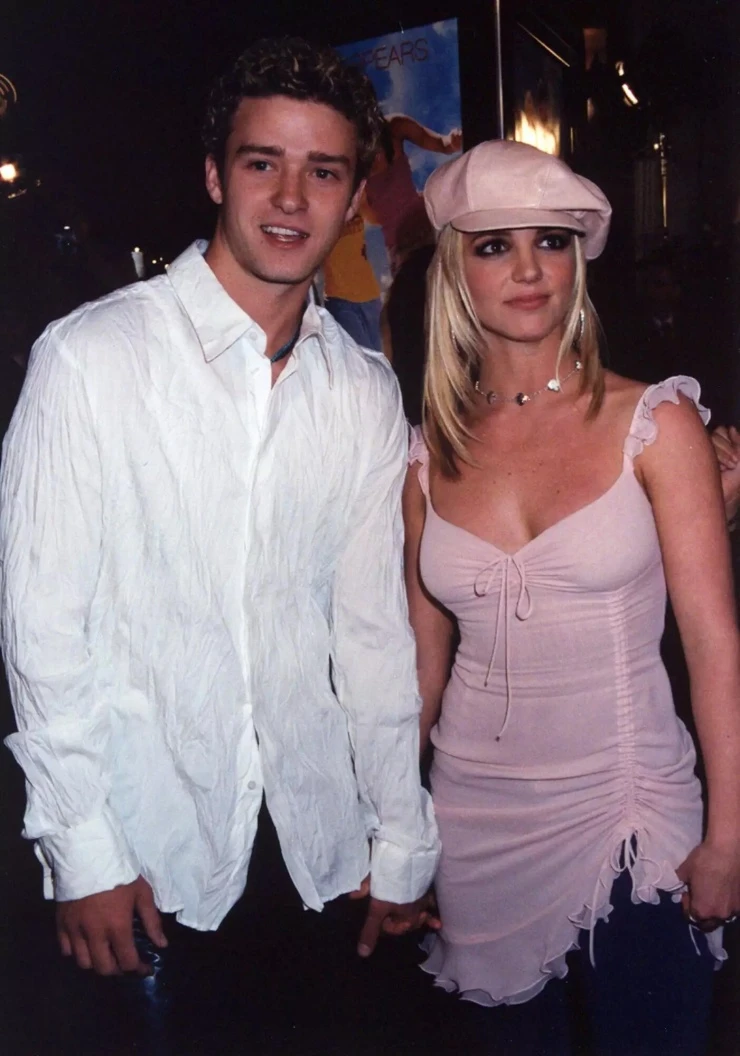 Britney suy sụp khi nhận tin nhắn chia tay của Justin Timberlake Britney suy sụp khi nhận tin nhắn chia tay của Justin Timberlake
