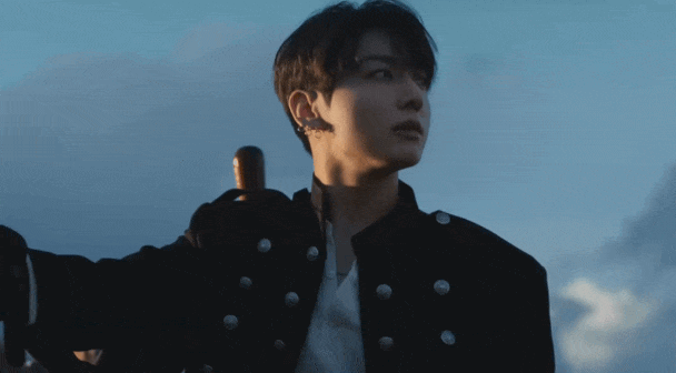 BTS đã trở lại: MV đẹp như 1 thước phim tái hiện Titanic, âm nhạc đủ wow! BTS đã trở lại: MV đẹp như 1 thước phim tái hiện Titanic, âm nhạc đủ wow!