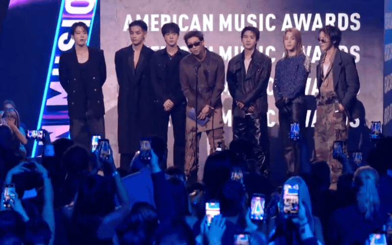 BTS được đặc cách đi trễ tại lễ trao giải lớn nhất nước Mỹ, cả triệu người nín thở chờ đợi BTS được đặc cách đi trễ tại lễ trao giải lớn nhất nước Mỹ, cả triệu người nín thở chờ đợi