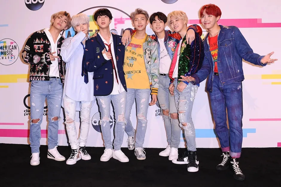 BTS được đặc cách đi trễ tại lễ trao giải lớn nhất nước Mỹ, cả triệu người nín thở chờ đợi BTS được đặc cách đi trễ tại lễ trao giải lớn nhất nước Mỹ, cả triệu người nín thở chờ đợi