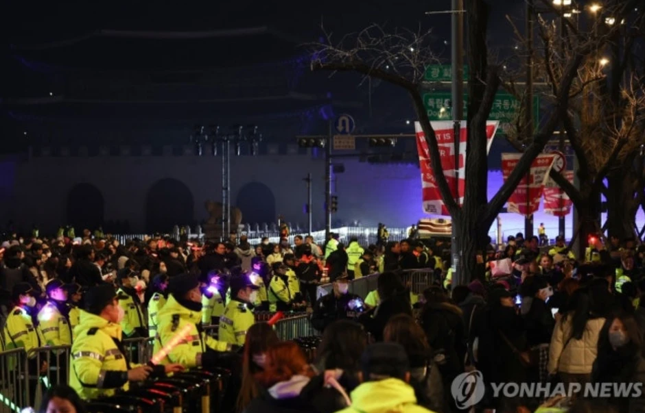 BTS thu hút 42 nghìn người đến concert miễn phí