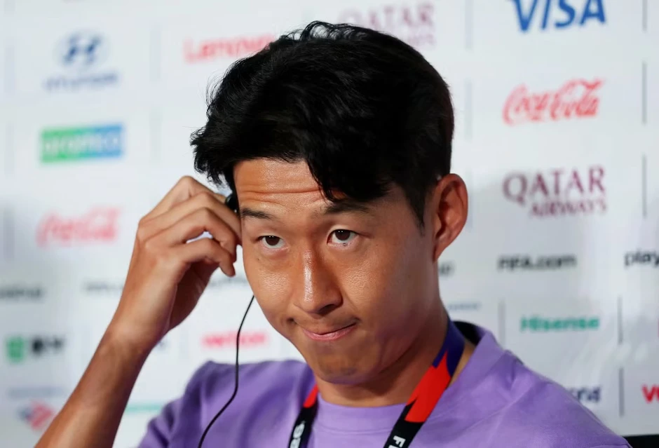 Cả showbiz bênh vực Son Heung Min