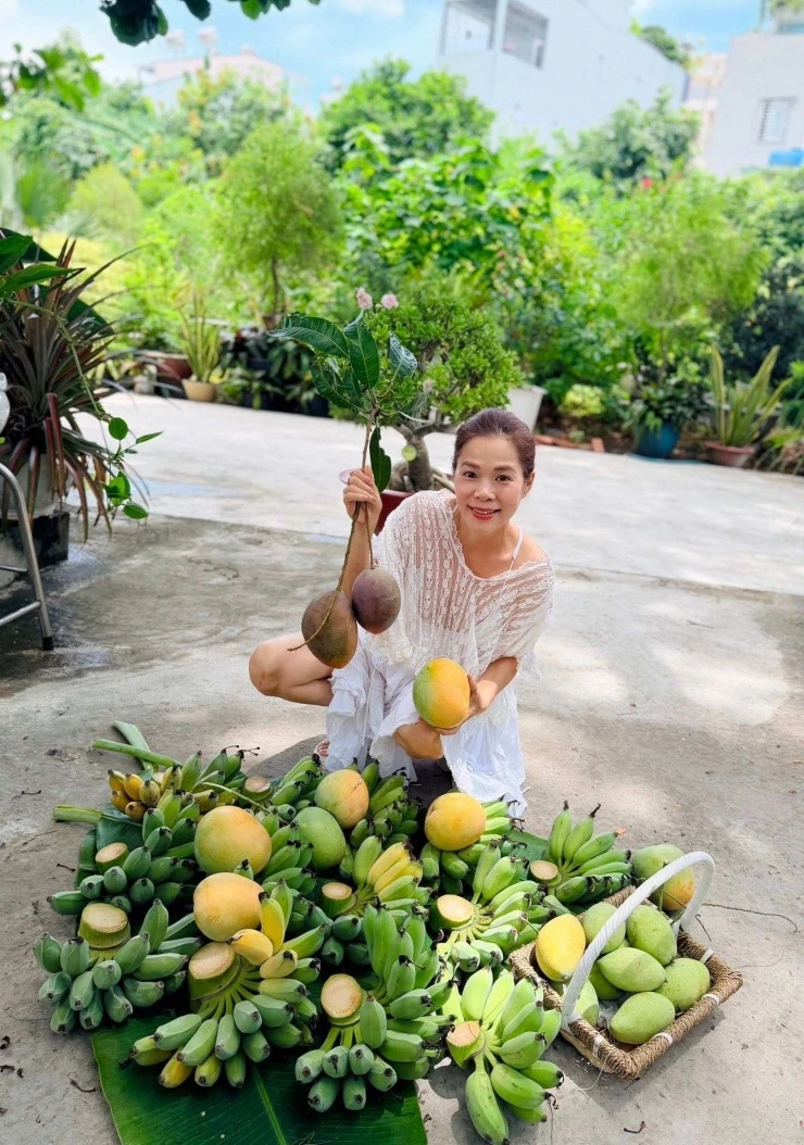 Ca sĩ đắt show nhất thập niên 2000, hiện làm Phó Chủ tịch tập đoàn: “Trong các nghề thì nghề làm nông là bền vững nhất”