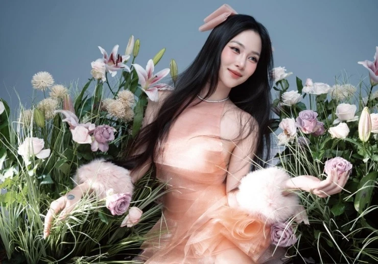 Ca sĩ Hương Tràm tuổi 31 độc thân sau đổ vỡ, ám ảnh vì lời miệt thị Ca sĩ Hương Tràm tuổi 31 độc thân sau đổ vỡ, ám ảnh vì lời miệt thị