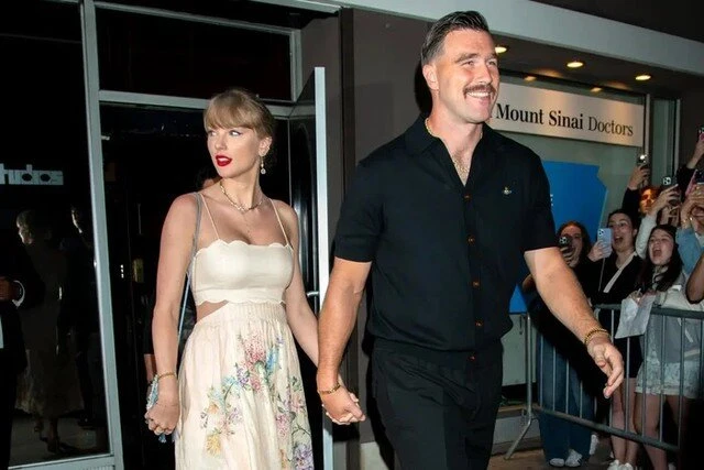 Ca sĩ tỷ phú Taylor Swift có tin vui sau đám cưới