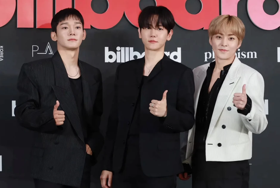 Cái kết ê chề cho EXO - CBX Cái kết ê chề cho EXO - CBX