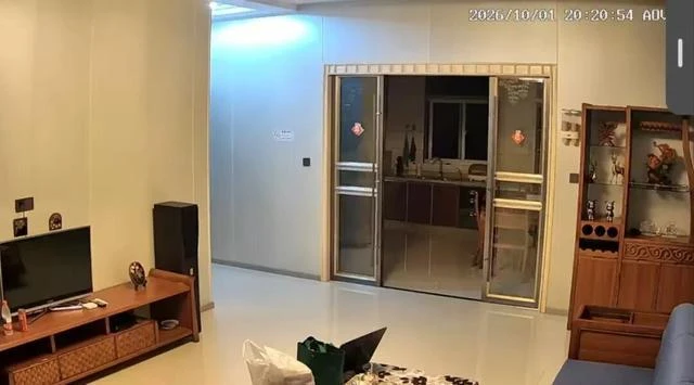 Camera ghi hình ảnh nhạy cảm của khách, chủ homestay biện minh 1 câu khiến người nghe bức xúc!