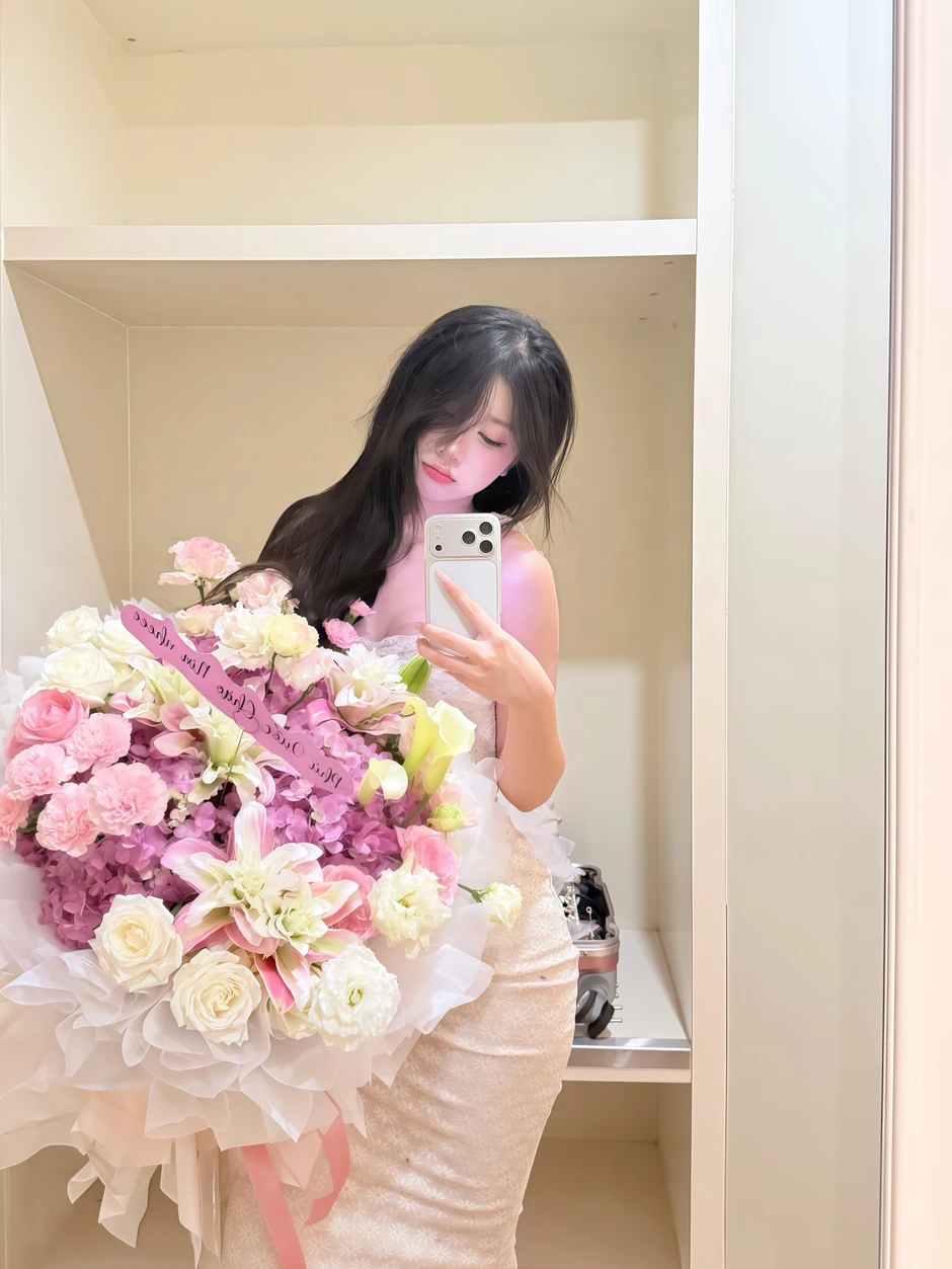 Cận cảnh "profile" nữ idol live hot nhất lúc này!