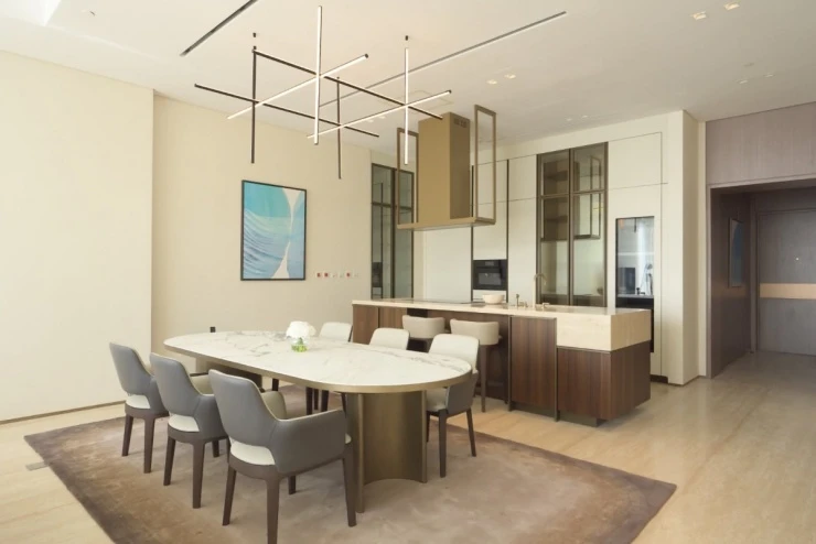 Căn hộ siêu sang trên bãi biển Dubai của Kha Mỹ Vân