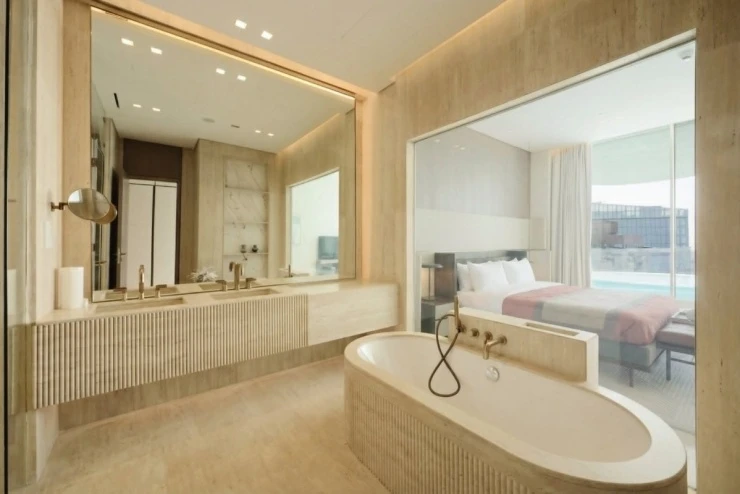 Căn hộ siêu sang trên bãi biển Dubai của Kha Mỹ Vân